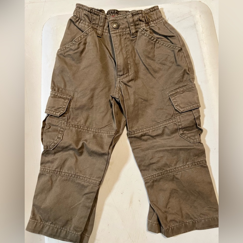 Boys size 2T gap cargo pants
